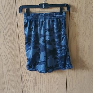 Boys basketball shorts